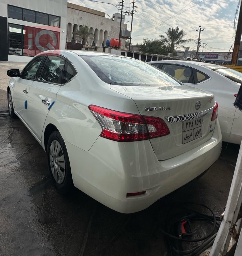 نیسان سێنترا